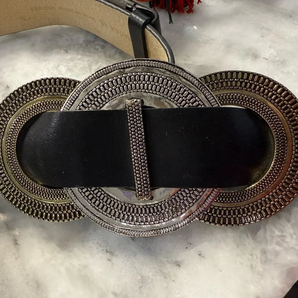 Chico's M/L Black Leather Medallion Art Wear Belt Silver Bronze Adjustable Boho